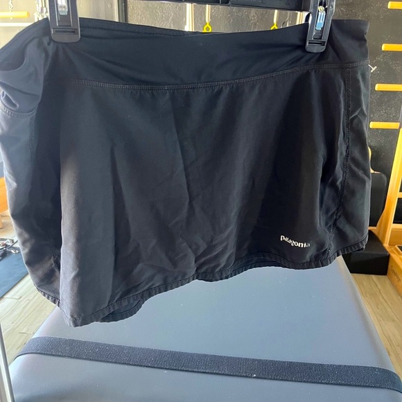 Patagonia Nine Trails Running Skirt Skort Tennis L Black Pockets - Picture 6 of 6